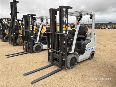 UniCarrier MCP1F2A25LV 4700 lb Cushion Tire Chariot Élévateur