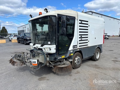 Ravo on 2019 Ravo 5SER Sweeper Truck