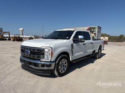 2025 Ford F-250 XL 4x2 Crew Cab Pickup