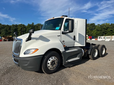 2021 International LT625 Cabeza Tractora Cabina Corta
