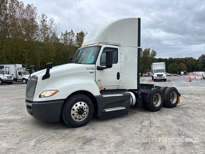 2022 International LT625 6x4 トラックトラクター（T/A）
