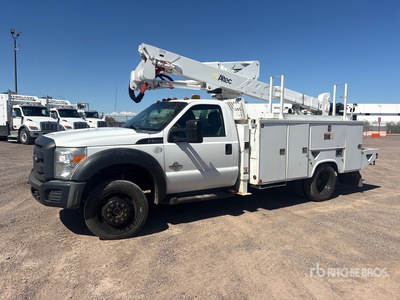 2014 Altec AT37G 37 ft on 2015 Ford F-550 XL 4x4 Bucket Truck