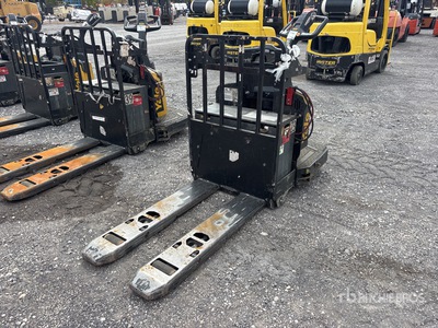 2019 Yale MPE060LVHN24T2748 6000 lb Electric Pallet Jack