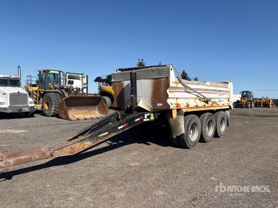 2016 Renn 17 ft Tri/A Pup Remorque à benne basculante arrière