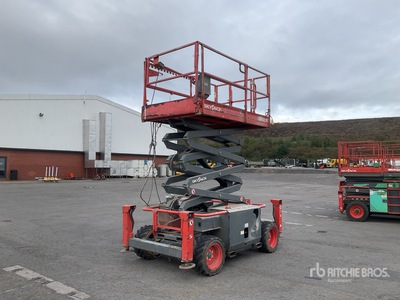 2017 Skyjack SJ6832 RT 4x4 Diesel Piattaforma aerea verticale