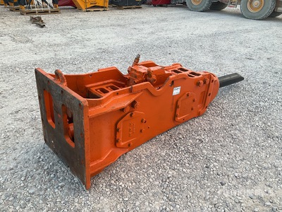 NPK H16X Hydraulic Breaker