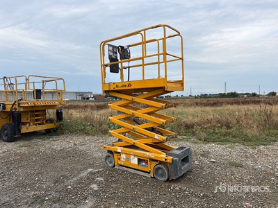2017 Haulotte Optiumum 8 Electric Scissor Lift