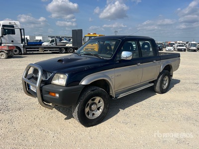 Mitsubishi L200 Crew Cab Pickup