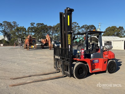 TCM FD70Z8 6400 kg Montacargas