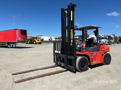 TCM FD70Z8 Carretilla Elevadora