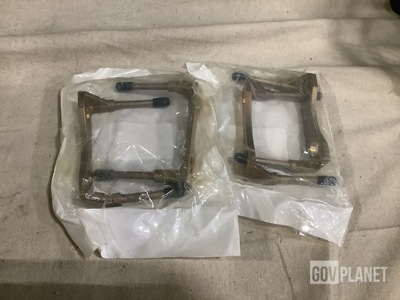 (27) Herndon Products 01916-004 Double Angle Brackets