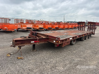 2002 J C Trailer 33 ft Quad/A Remolque Portamaquinaria