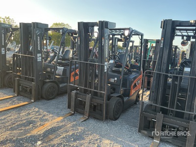 2021 Doosan GC25S-9 4600 lb Cushion Tire Heftruck