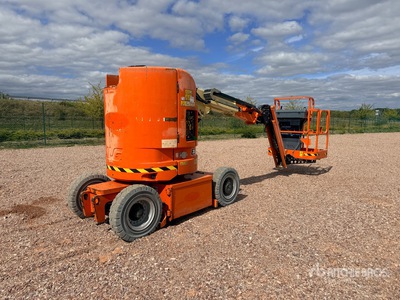 2012 JLG E300 AJP 2WD Electric Nacelle Articulee Piattaforma monobraccio articolata