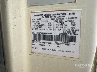 1998 Ford LT9501 10x4 Betoniera