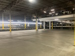 Picture, Right Front Corner