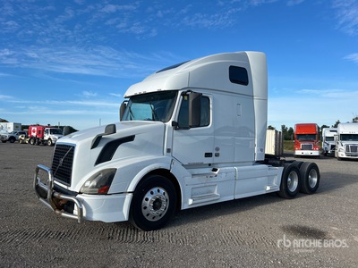 2018 Volvo VNL64T 6x4 Cabeza Tractora Cabina Dormitorio