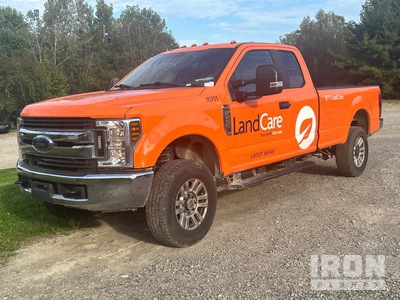 2019 Ford F-250 Super Duty STX 4x4 Extended Cab Pickup
