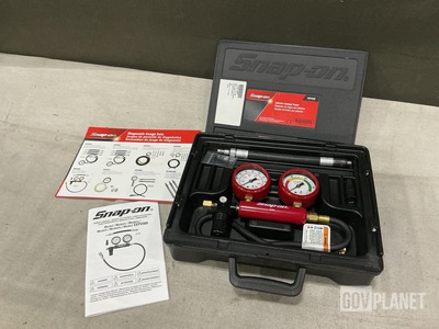 (12) Snap-On EEPV509 Cylinder Leakage Testers