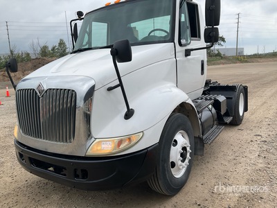 2005 International 8600 S/A Day Cab Truck Tractor