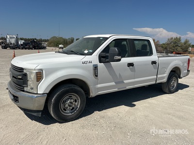 2018 Ford F-250 XL 4x2 Crew Cab Pickup