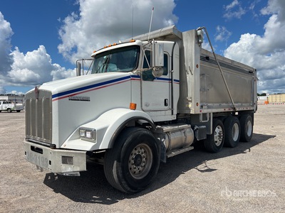 2015 Kenworth T800 8x4 Camion à benne basculante Tridem
