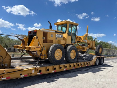 2000 John Deere 670CH Motorische Grader