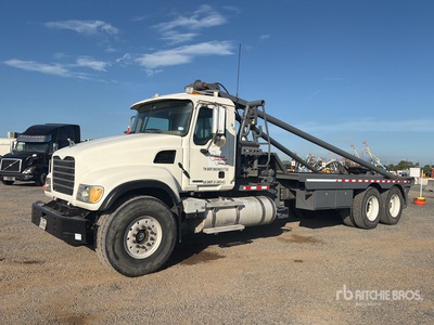 2006 Mack CV713 6x4 Gin Pole Truck