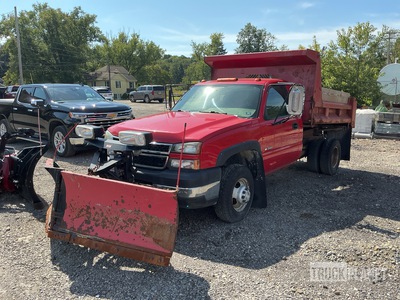 Chevrolet 3500HD 4x4 Tipper Truck