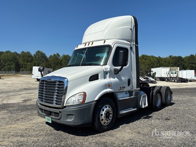 2018 Freightliner Cacadia 113 6x4 3-Achs Sattelzugmaschine