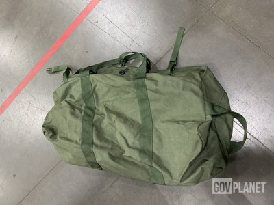 (138) Duffel Bags