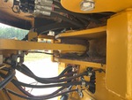 Chassis with Clavijas centrales de articulación