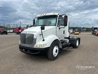 2008 International TranStar 8600 4x2 S/A Day Cab Truck Tractor