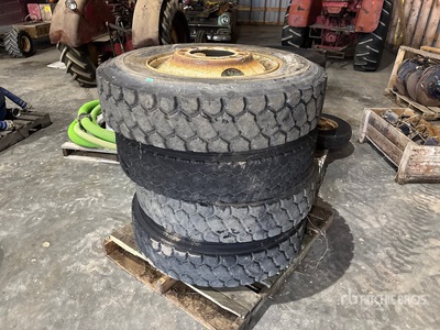 Quantity of (4) Michelin 11R24.5 Tires