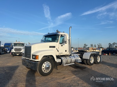 2014 Mack CHU613 6x4 Cabeza Tractora Cabina Corta