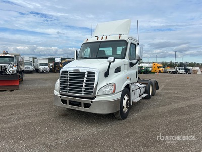 Freightliner Cascadia 113 6x4 T/A Day Cab Truck Tractor
