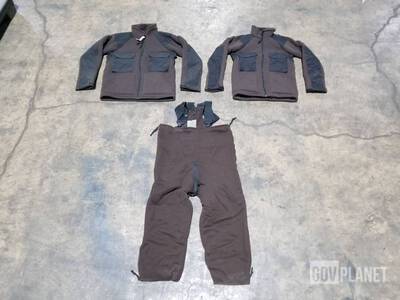 (52) Cold Weather Jackets and Bibs Indumentaria