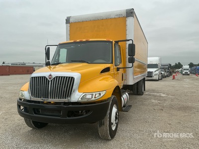 2019 International 4300 4x2 Van Truck