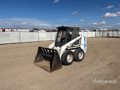 Bobcat 743B شاحنة جرافة