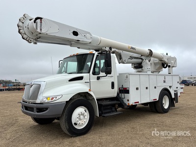 2008 Altec Am55E 56 ft on 2009 International 4300 4x2 Bucket Truck