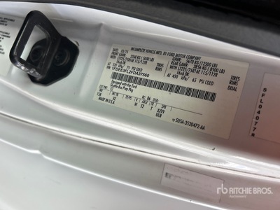 2015 Ford E-350 Starcraft 4x2 5-Seat Transit Bus