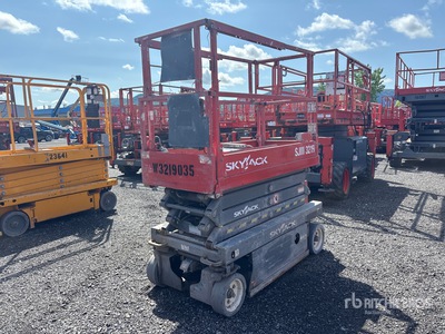 2014 Skyjack SJIII-3219 Electric Scissor Lift