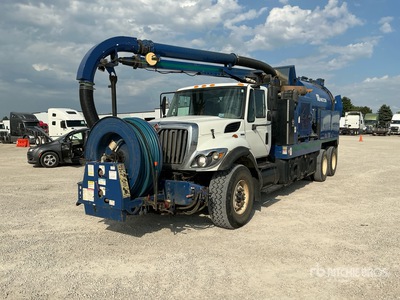 Combo V311LHRA on 2011 International 7500 6x4 Vacuum Excavator Truck
