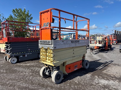 2014 JLG 2630ES Electric Scissor Lift