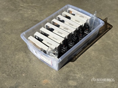 Quantity of Motorola HT1250 128 Channel UHF Portable ラジオ・トランシーバー