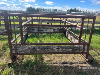 8 ft x 8 ft Bale Livestock Feeder