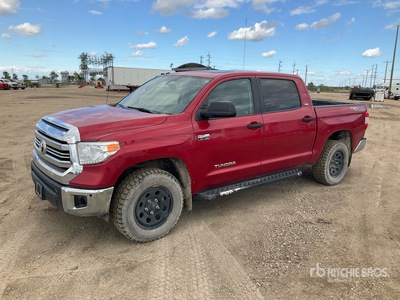 2017 Toyota Tundra SR5 Pickup (Inoperable)