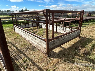 14 ft x 8 ft Bale Livestock Feeder