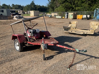 Little Beaver HYDHDL Hydraulic Earth Drill w/Trailer