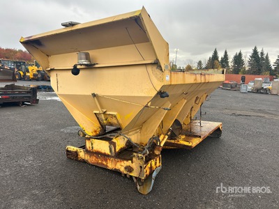 Bibeau 12 ft Spreader Box - Fits Truck